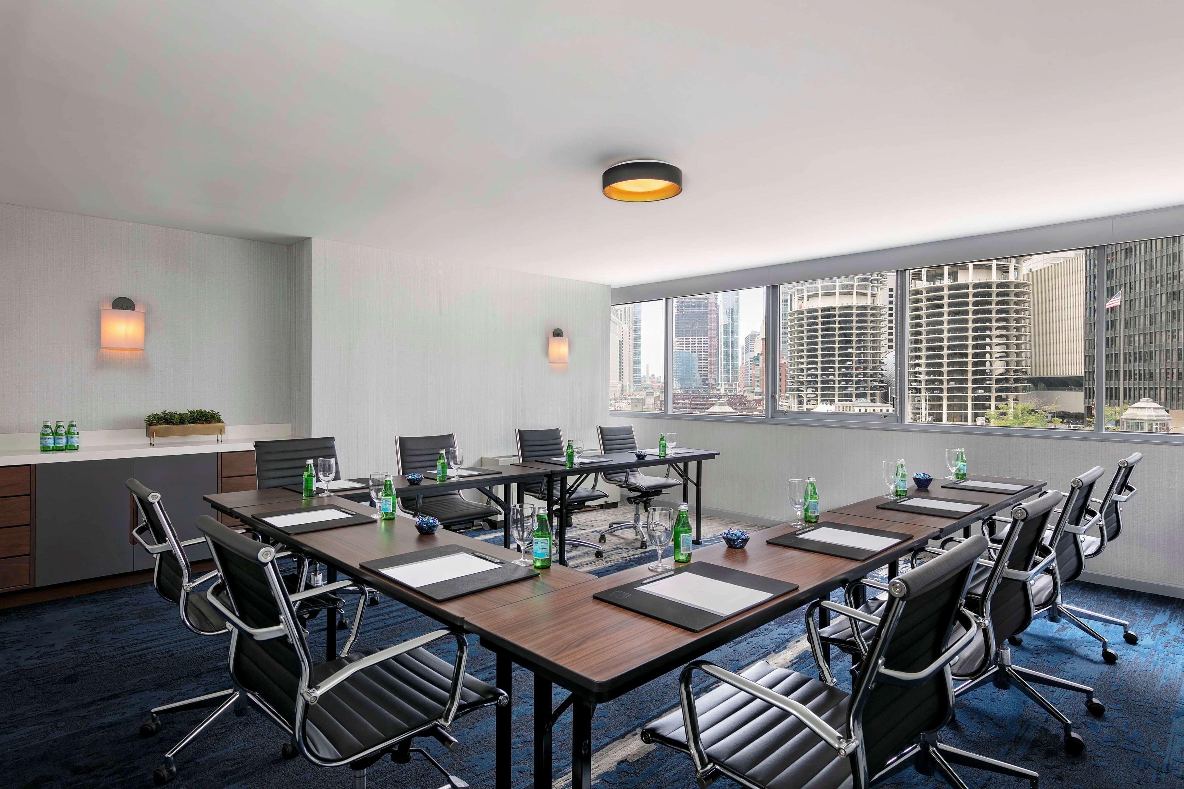 Hotel The Royal Sonesta Chicago Downtown Esterno foto