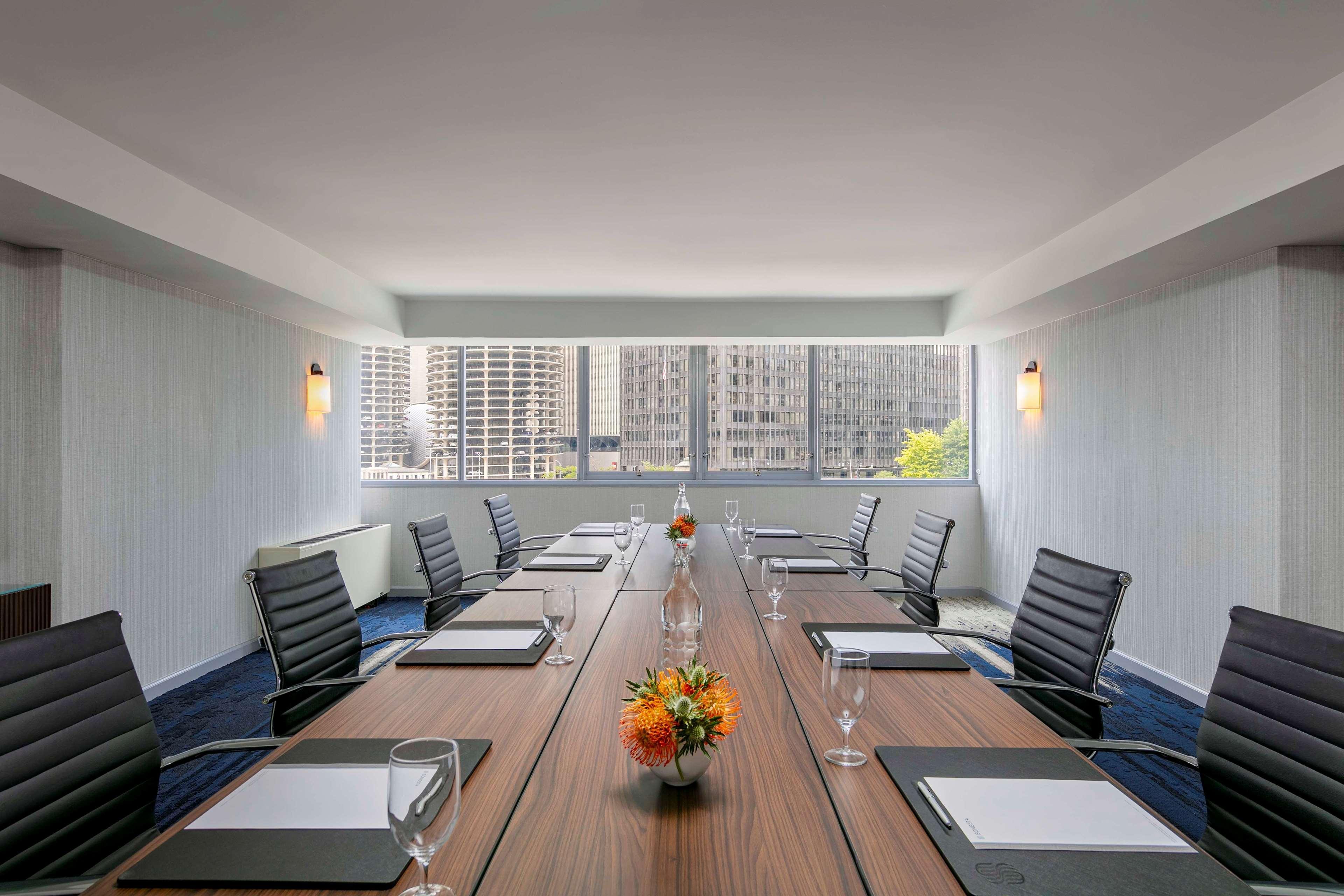 Hotel The Royal Sonesta Chicago Downtown Esterno foto