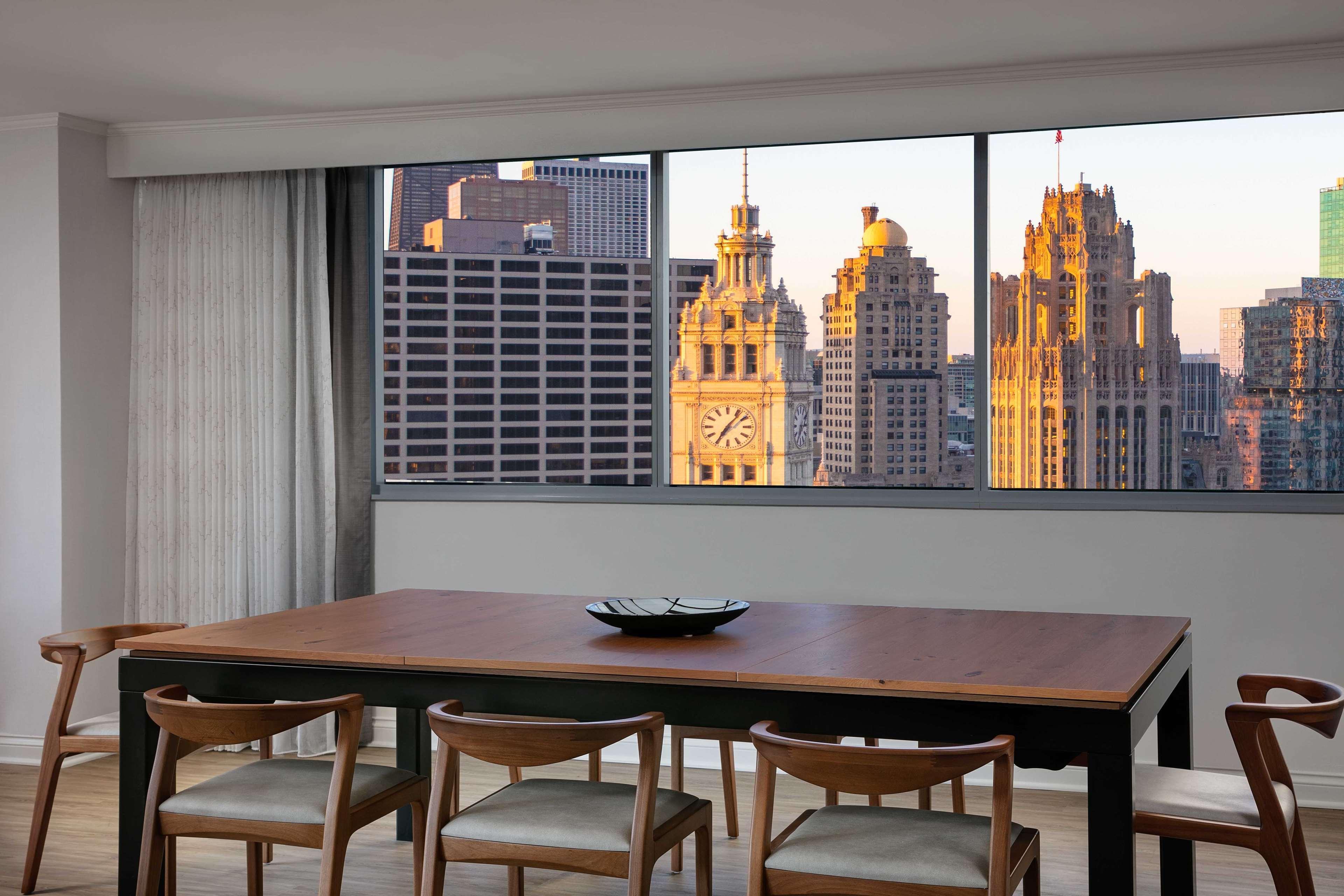 Hotel The Royal Sonesta Chicago Downtown Esterno foto